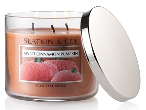 Bath & Body Works - Slakin & Co Sweet Cinnamon Pumpkin Candle